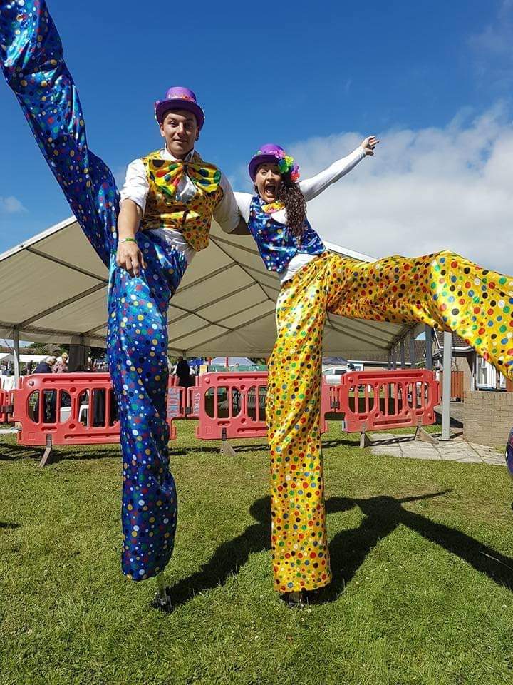 Stilt Walkers