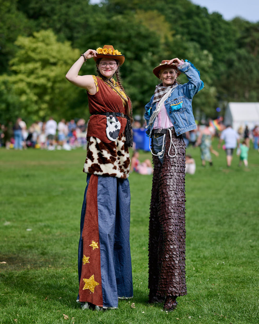 Wild West Stilt Walkers